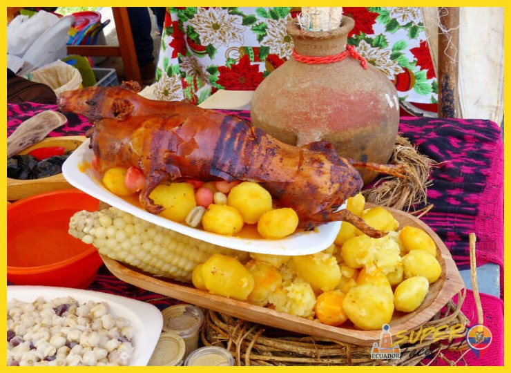 ¿Cuáles son los orígenes prehispánicos de la tradición del cuy asado en la región andina?
