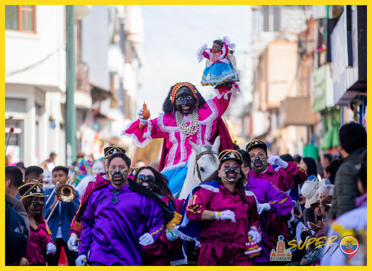 Los Personajes Tradicionales: El Taita Carnaval y la Mama Negra